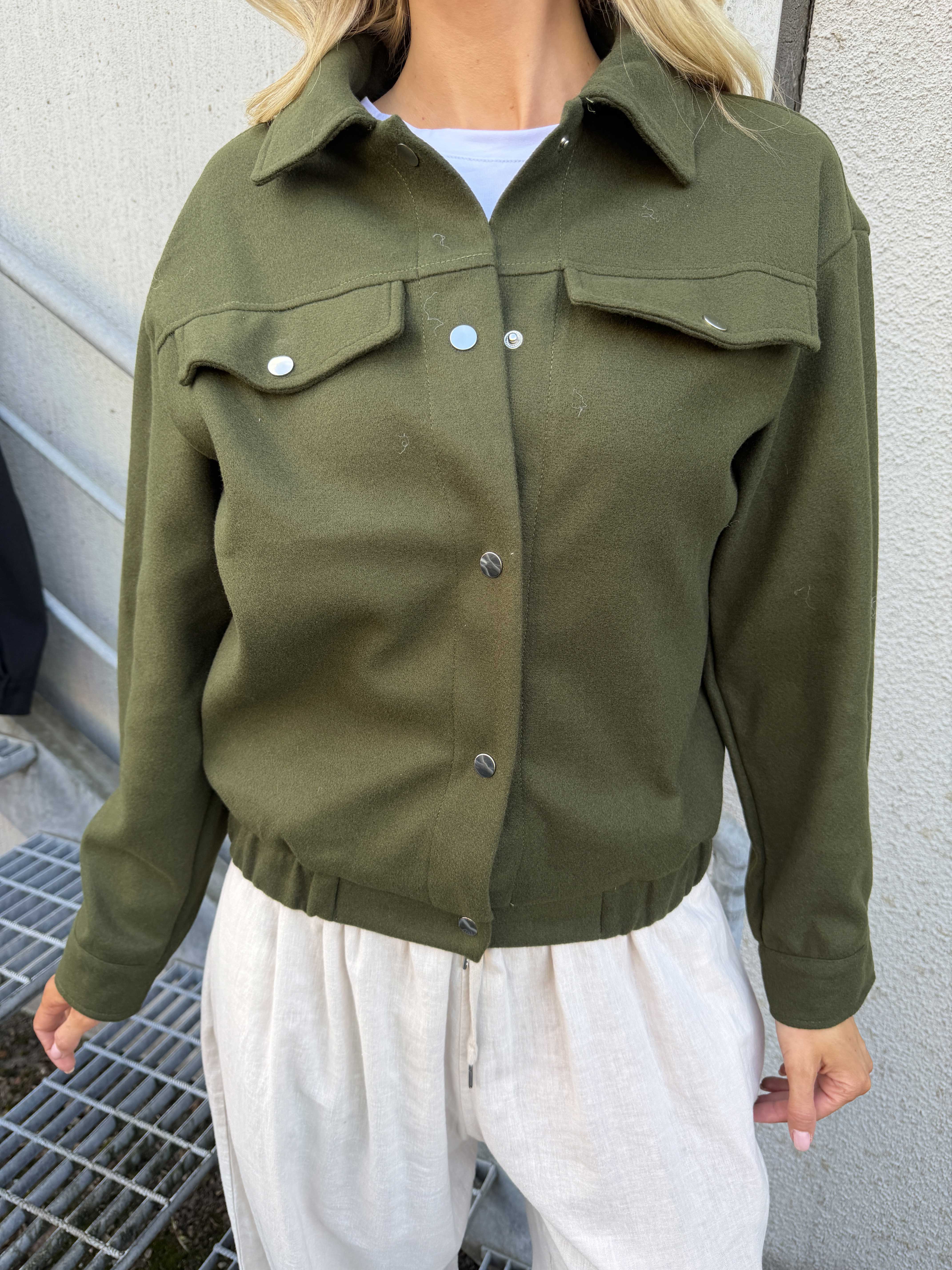 Nukaka - Lätt och snygg skjortjacka